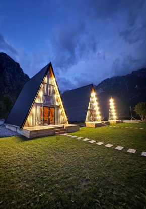 Monark Villas
